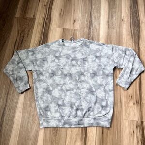 Athleta cozy women’s Gray Patterned Crewneck Sweater size small